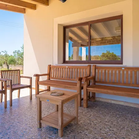 Coira Villa *