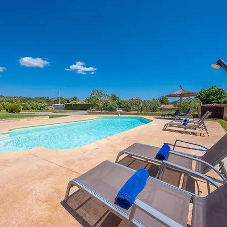 Coira Villa *