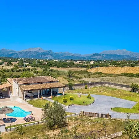 Villa Coira *