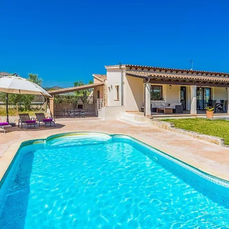 Villa Coira *